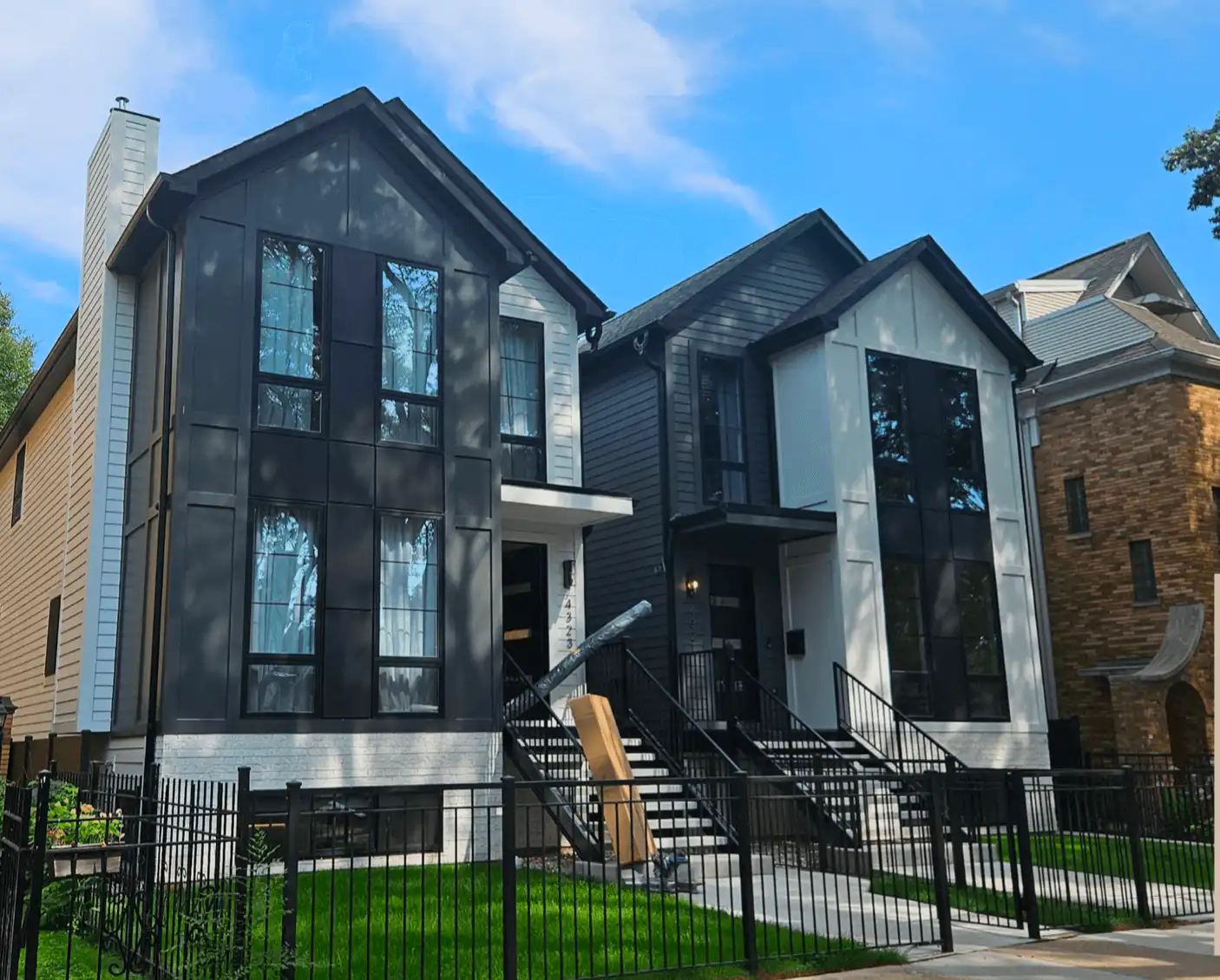 Specialty window Replacement in Chicago, IL