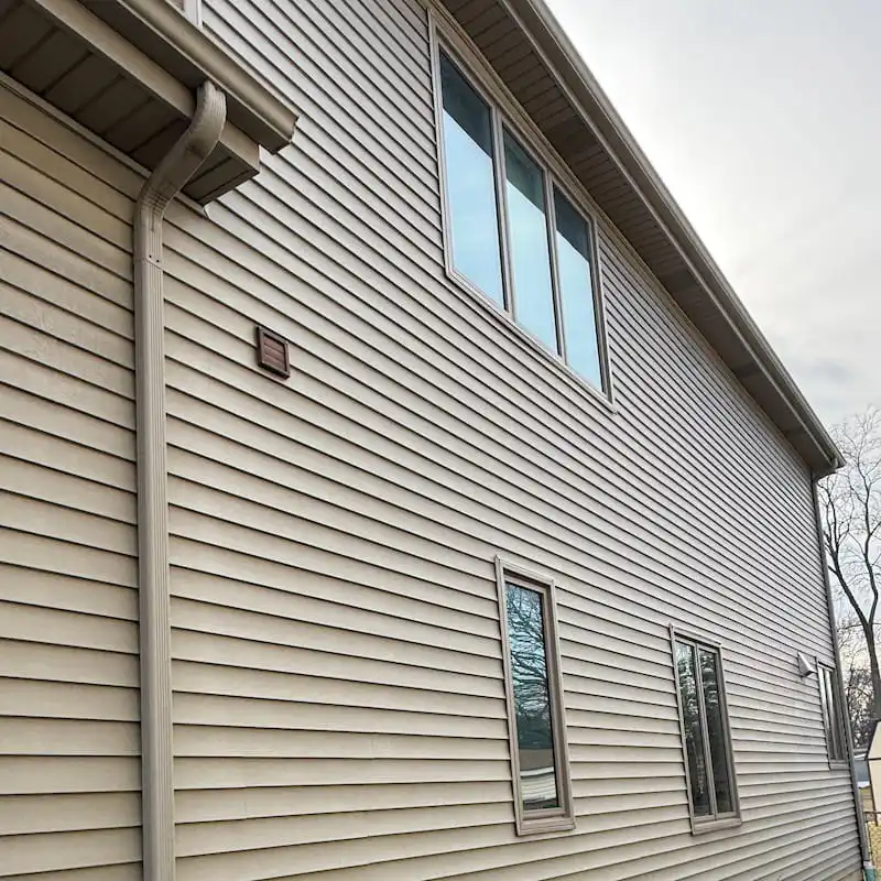 Side view of window replacement in Itasca, IL - Window Concepts